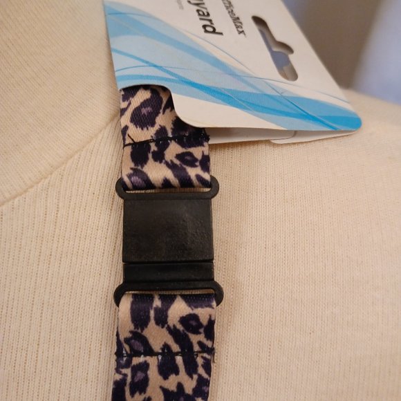 🥇Leopard Lanyard🥇 - Picture 7 of 9